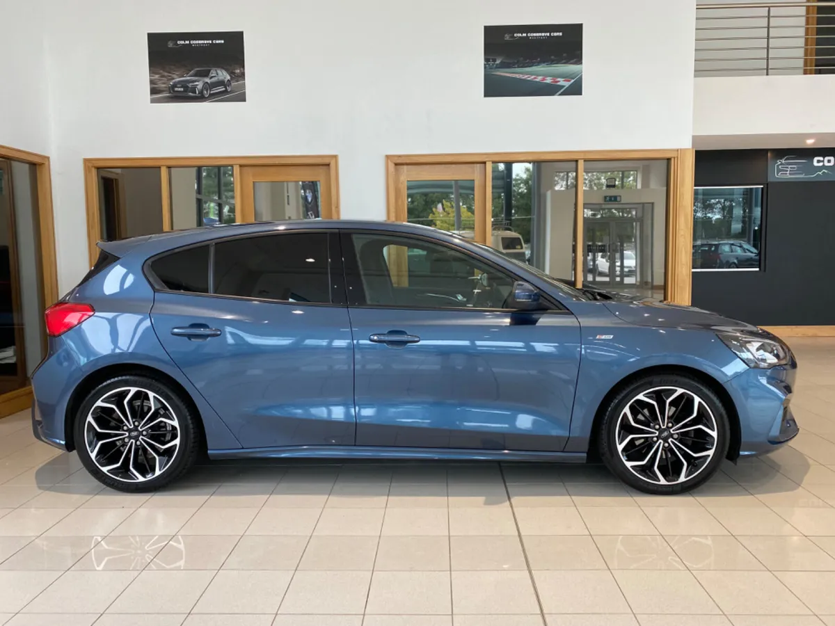 Ford Focus 2021 St-line Edition 5DR 1.5 TD 120 M6 - Image 2