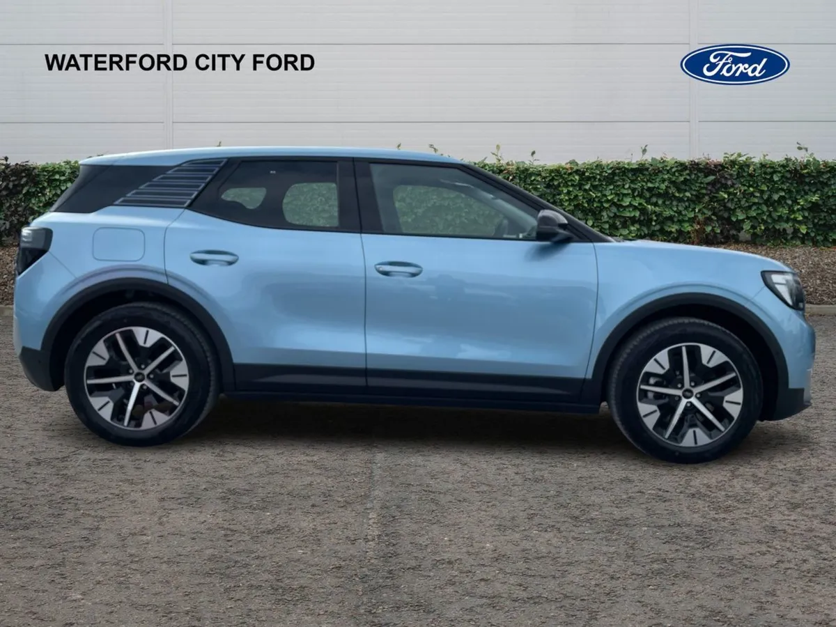Ford Explorer Select 286HP 77kwh Extended Range - Image 4