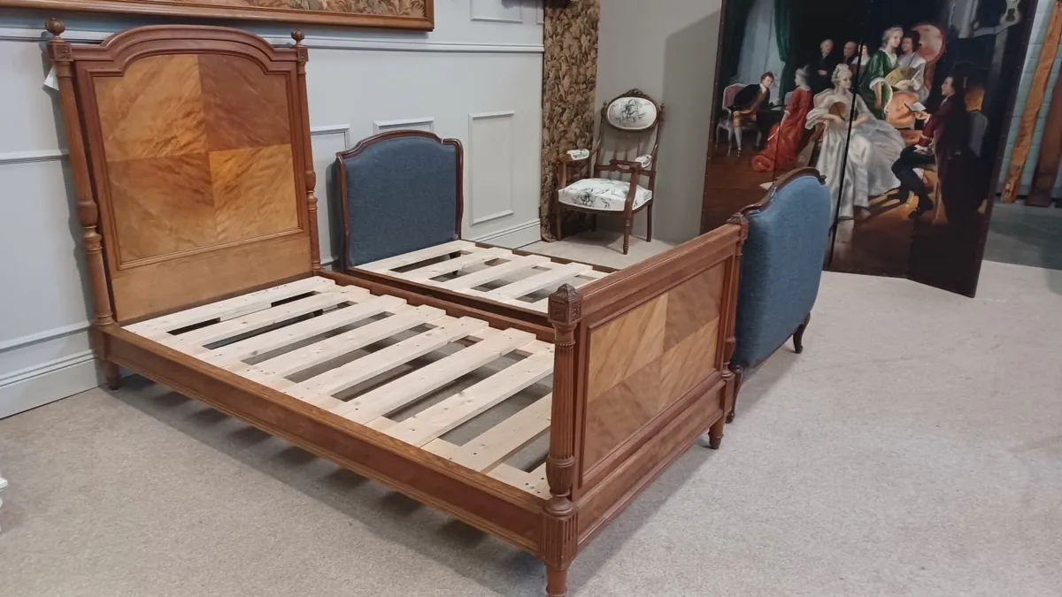 Two single bed with base - Image 3