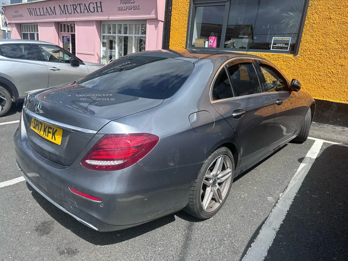 Mercedes E220 AMG 2.0 diesel  . For parts - Image 2