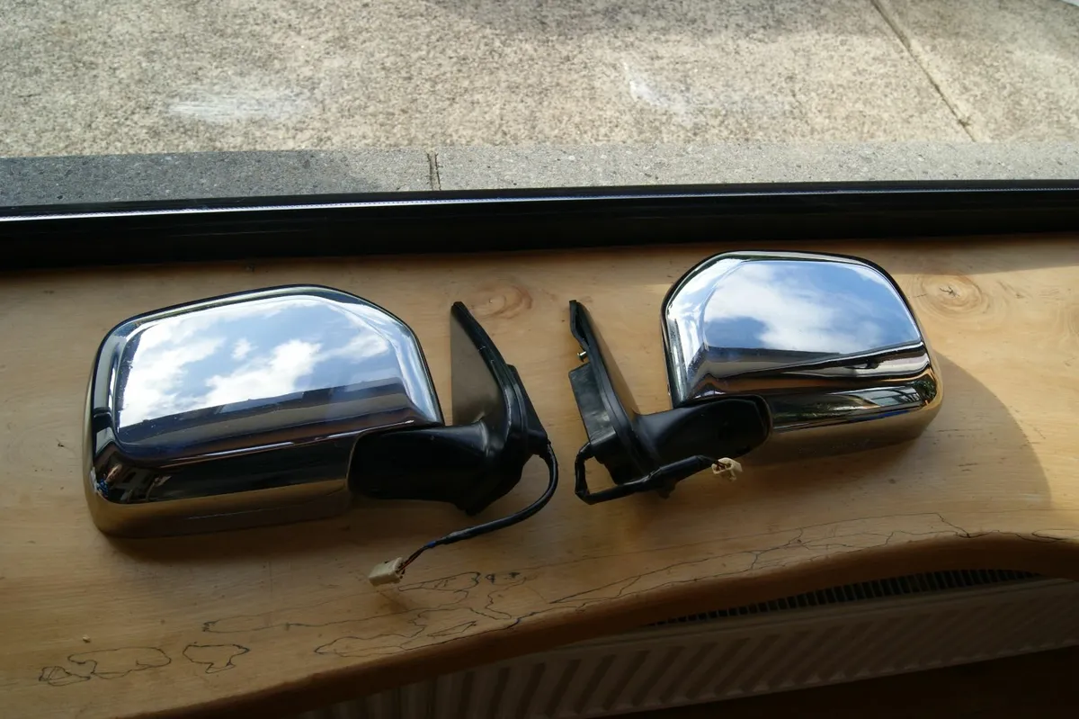 Pair of HILUX Electric mirrors - Image 3