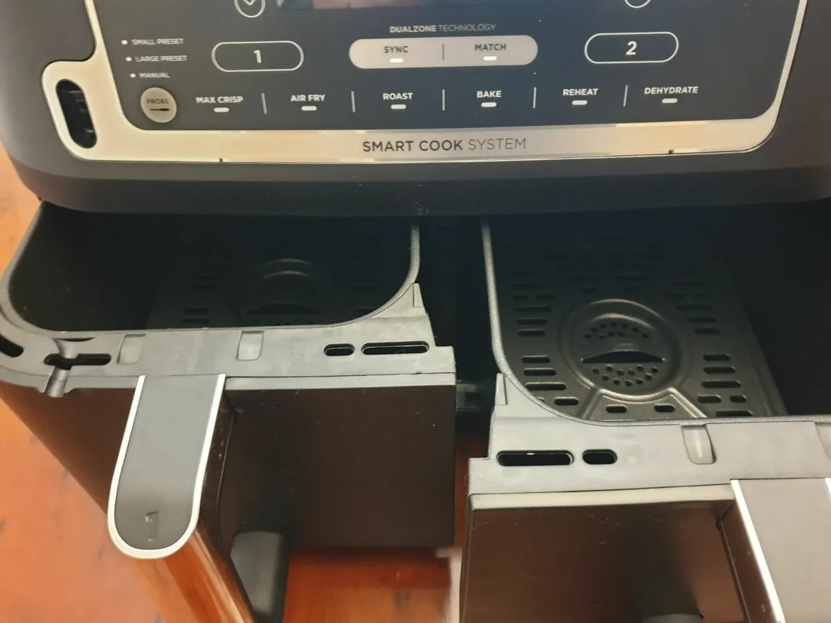 Ninja Foodi MAX Dual Zone Air Fryer for sale in Co. Kerry for €157 on