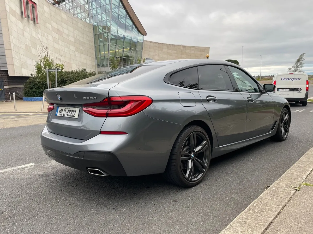 BMW 6-Series 2019 - Image 2