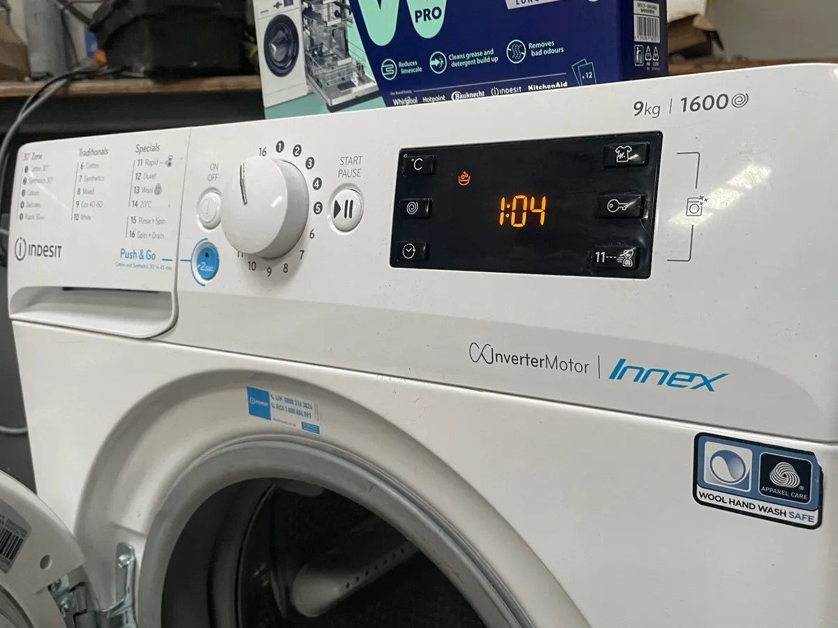 Indesit 9kg 1600 spin Washing machine for sale in Co. Donegal for €200