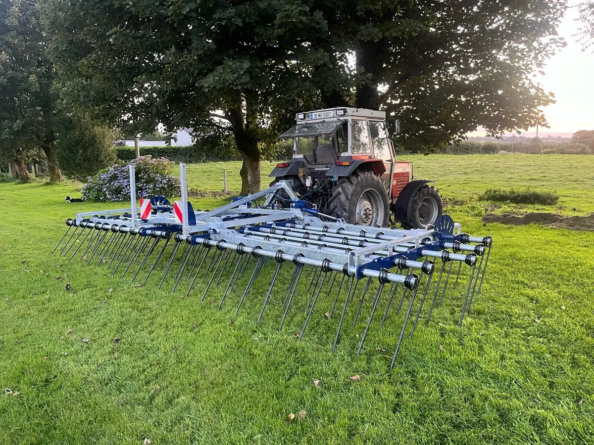 7.5 metre Clarke Eng Straw Rake - Image 1