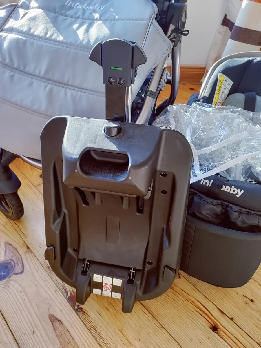 Infababy Ultimo 4 wheel 3in1 travel system - Image 4