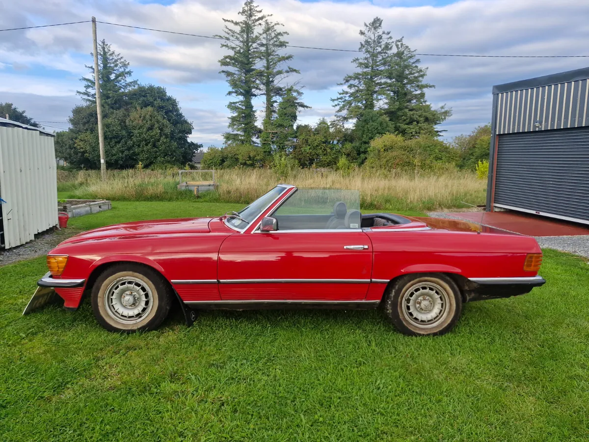 Mercedes convertible 380 SL - Image 3