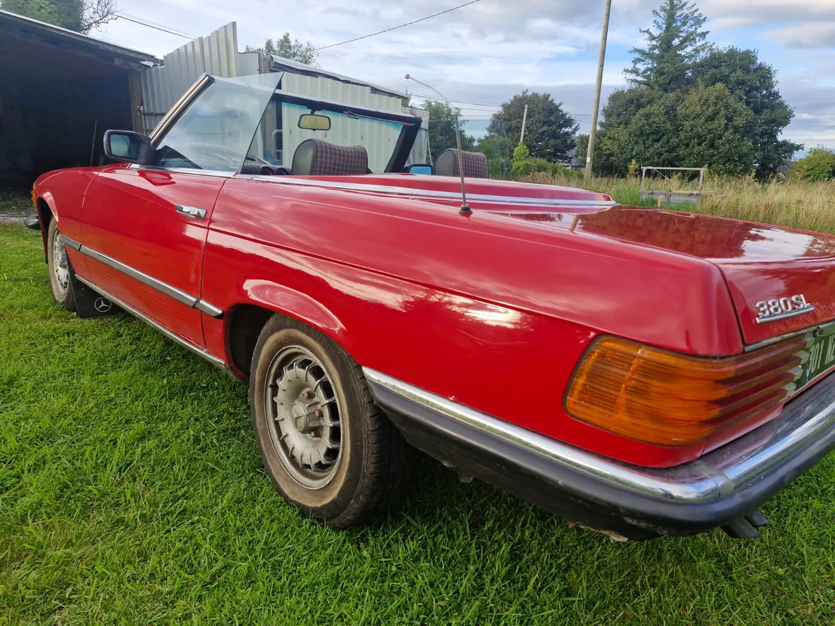 Mercedes convertible 380 SL - Image 4