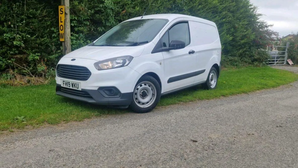 Ford courier 192 van - Image 1