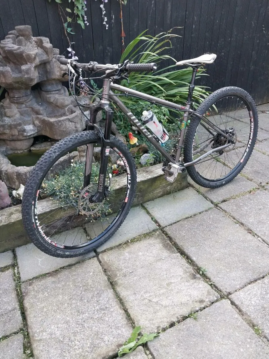 Niner SLR 9 Mountain Bike - Image 1