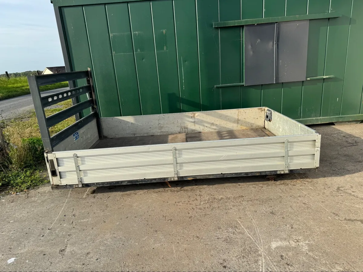 Aluminium body - Image 1