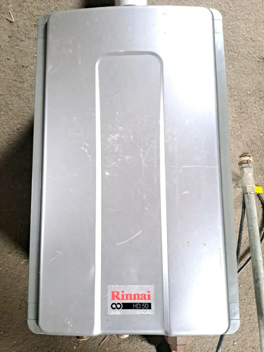 Rinnai HD50 hot water heater - Image 2