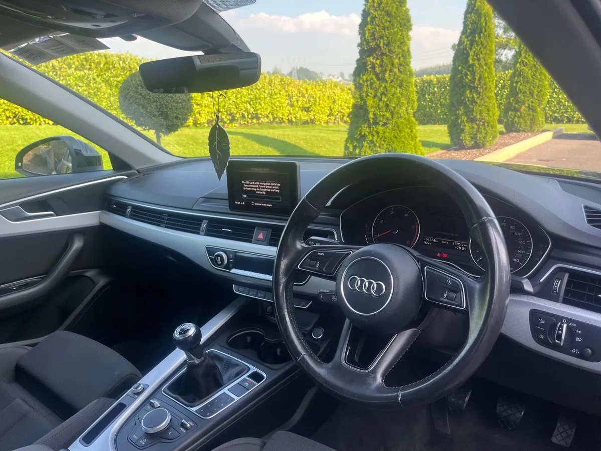 Audi A4 2017 - Image 3