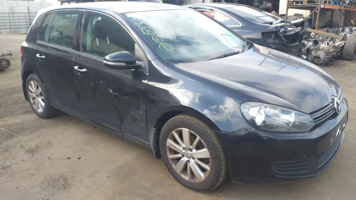 12 VOLKSWAGEN GOLF  1.6 TDI (CAYH) FOR BREAKING - Image 2