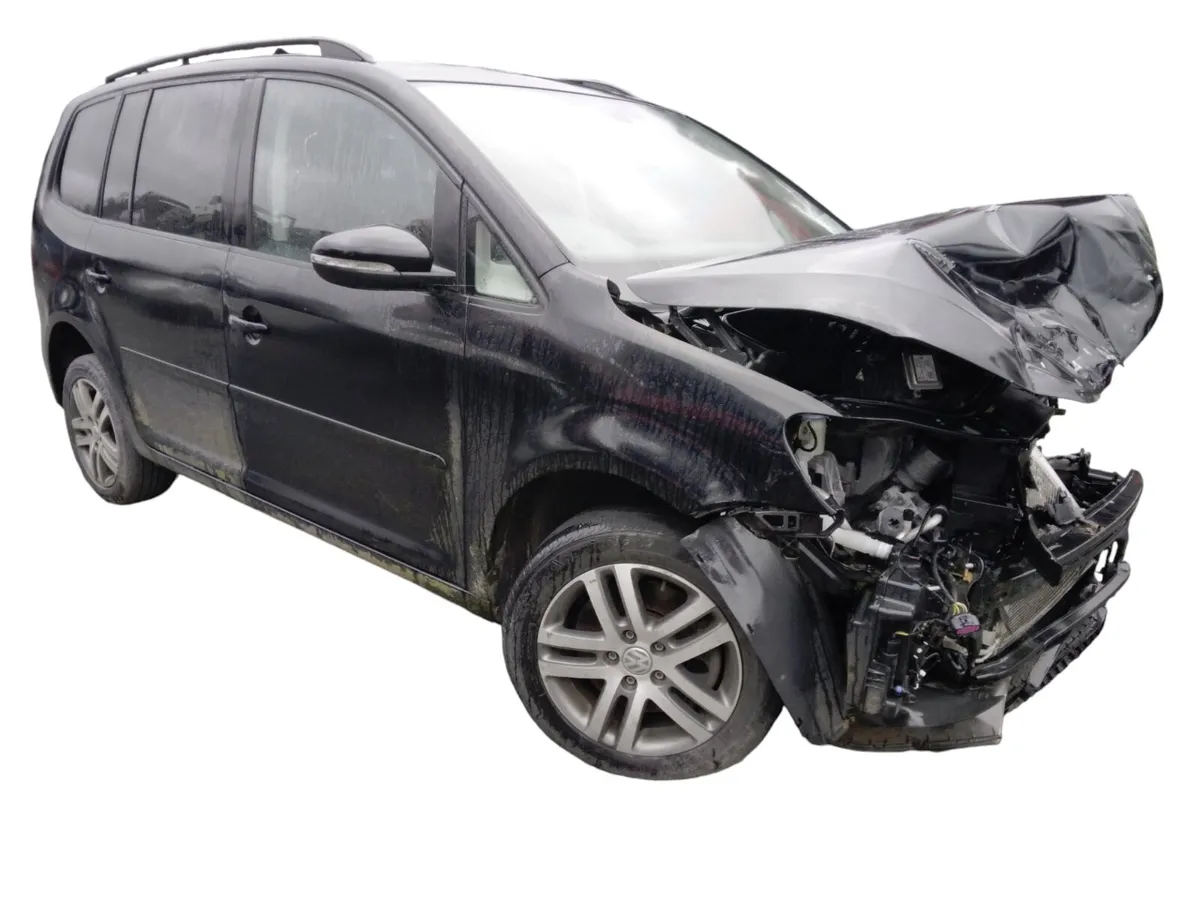 2015 VOLKSWAGEN TOURAN For Breaking/Dismantling - Image 1