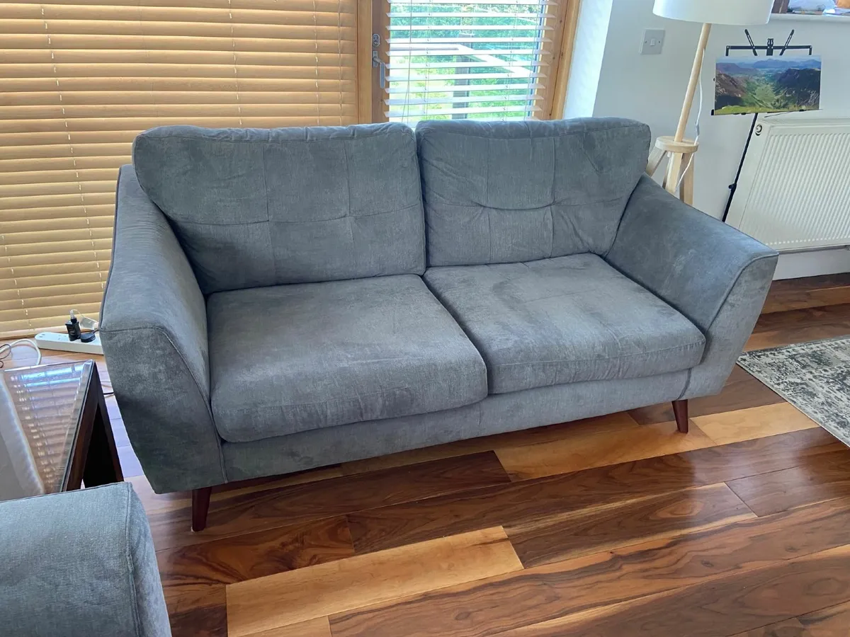 2.5 Seater Grey Sofa - Image 2