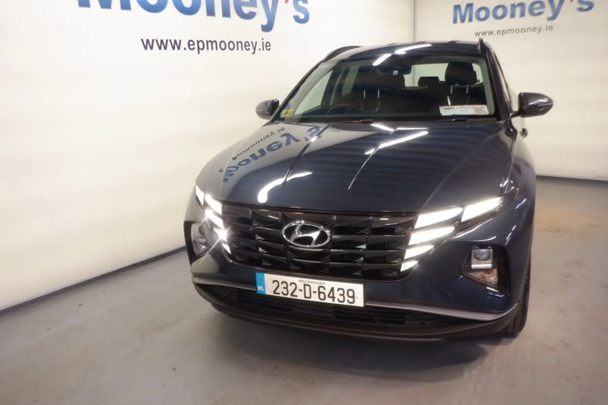 Hyundai Tucson Hybrid Executive 1.6l Petrol Autom - Image 2