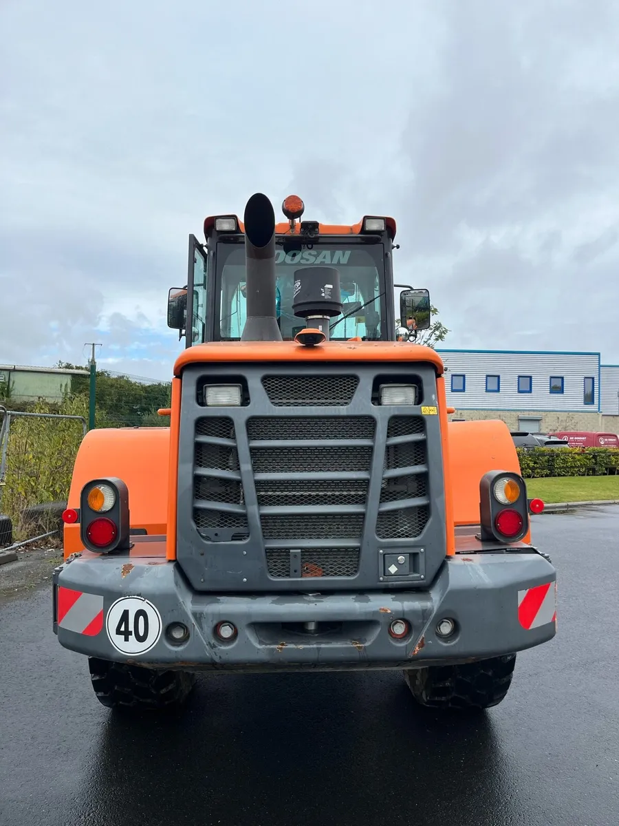 2018 Doosan DL200-5 (only 450 hours) - Image 3