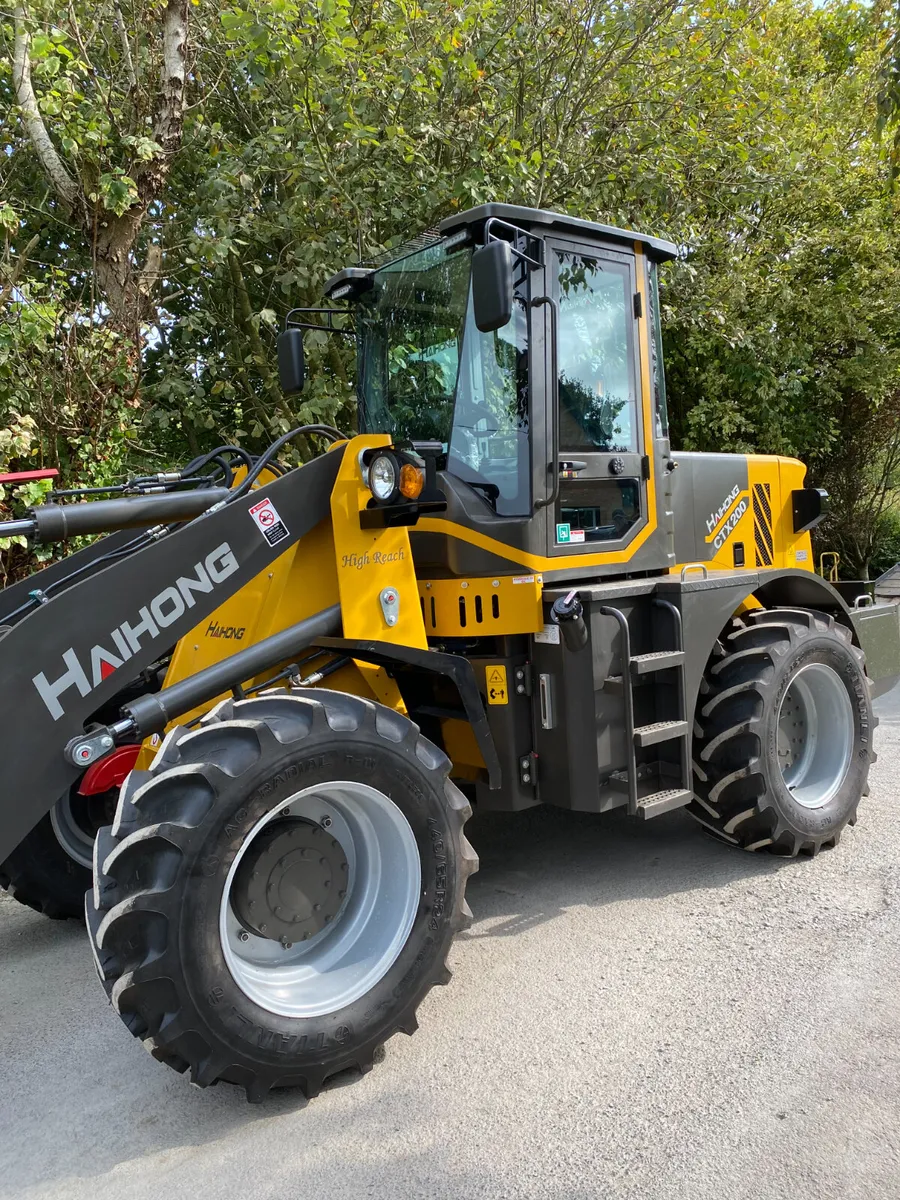 Adare Haihong Farm Loading Shovel - Image 1