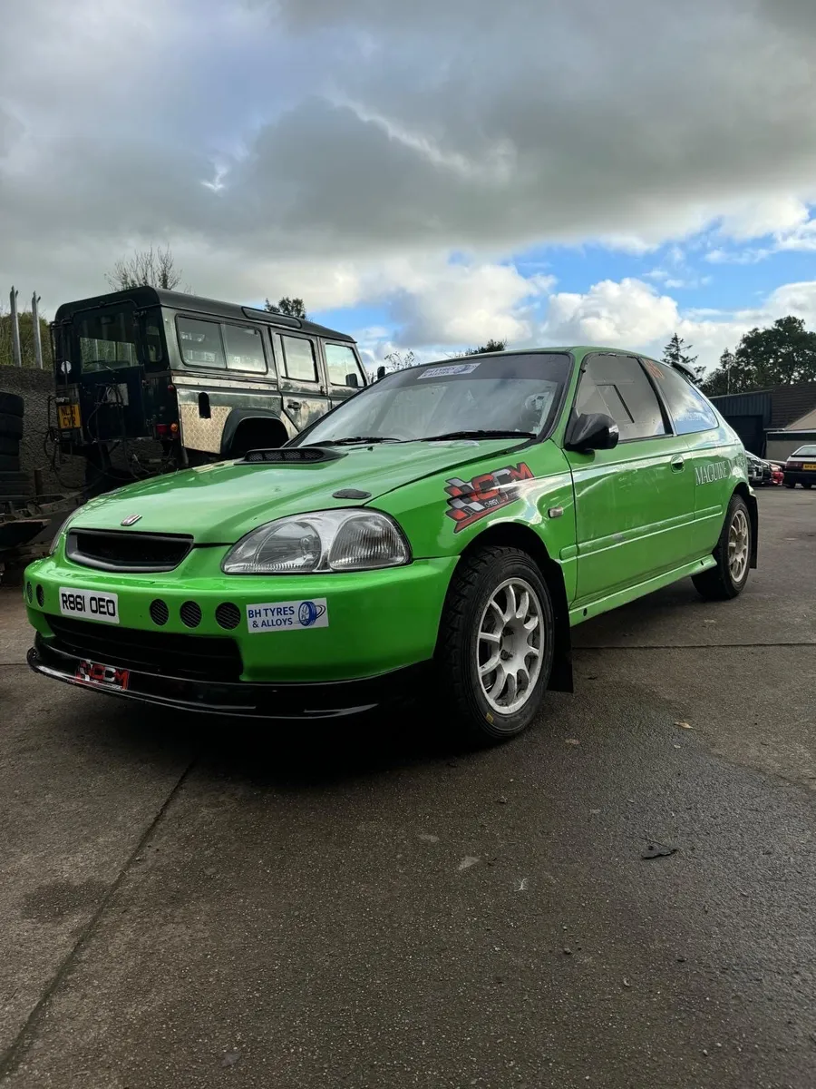 11f Honda Civic - Image 2