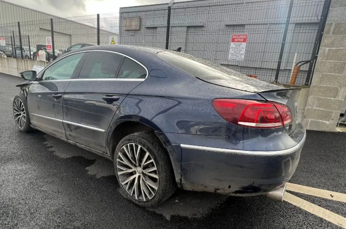 13 VOLKSWAGEN CC - Image 4