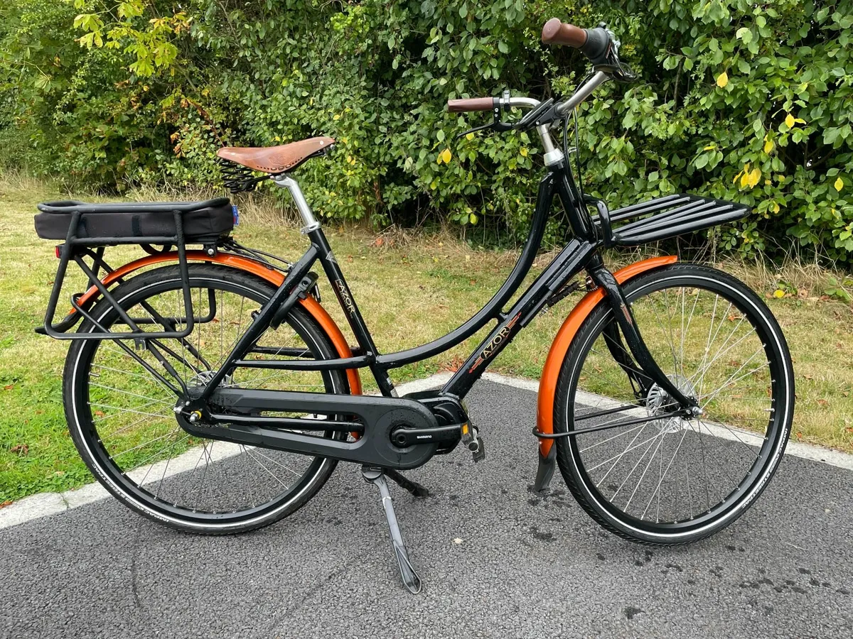 Azor Classic Dutch e-Bike - Image 1