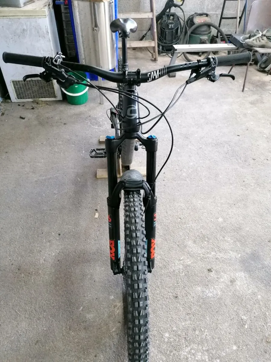 Mounting bike Cannondale jekyll for sale - Image 3
