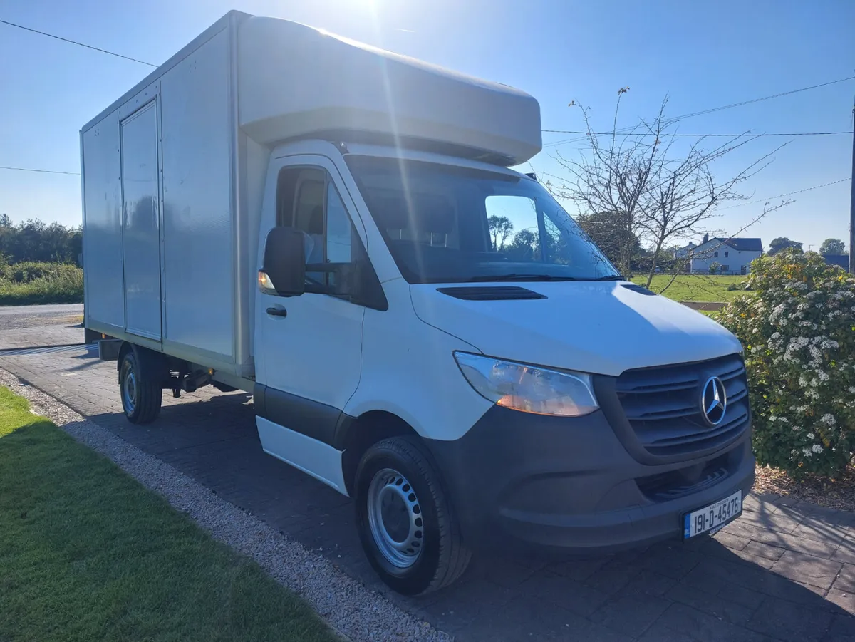 MERCEDES-BENZ SPRINTER 2019' LUTON - TAIL LIFT - Image 3
