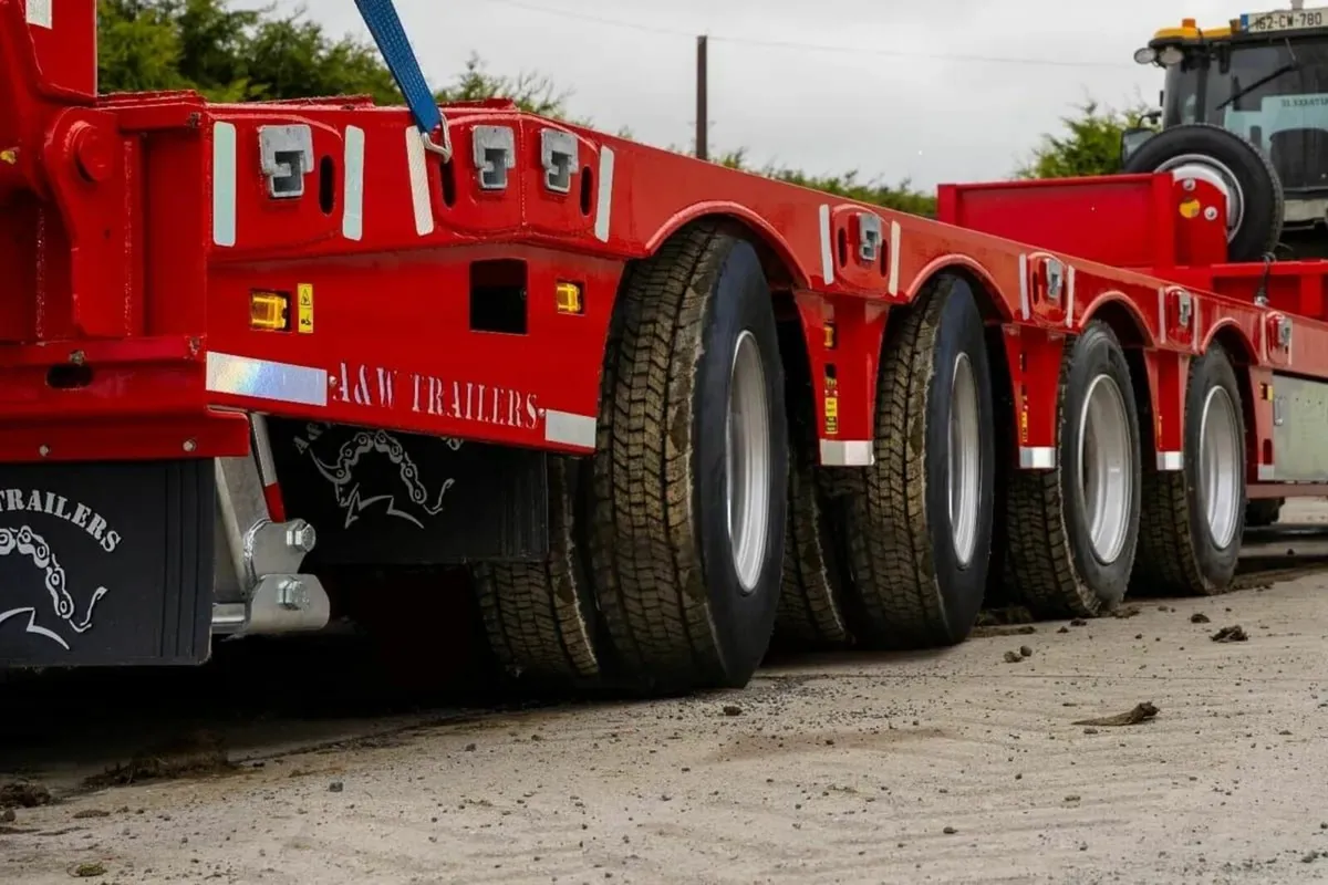 Low loaders - Image 4