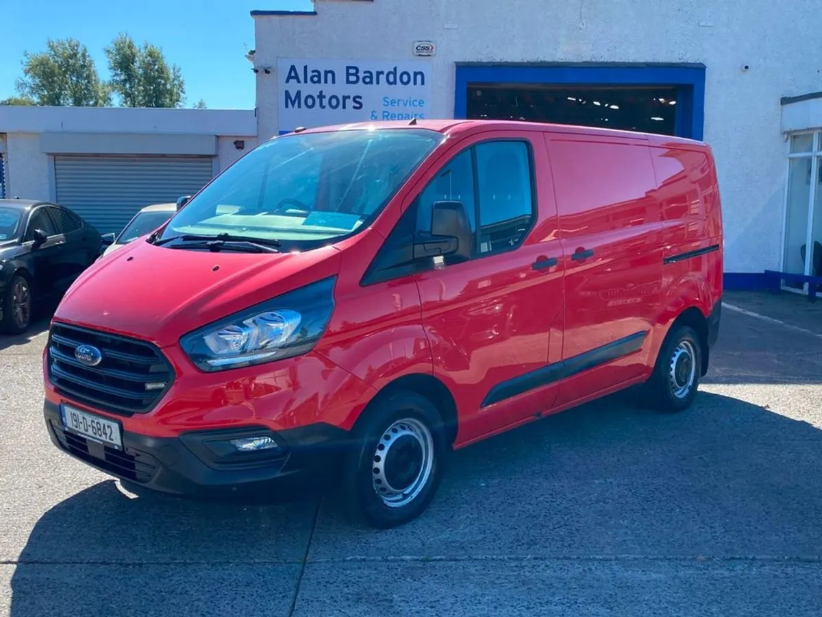 Ford Transit Custom 300S  price Includes Vat - Image 2