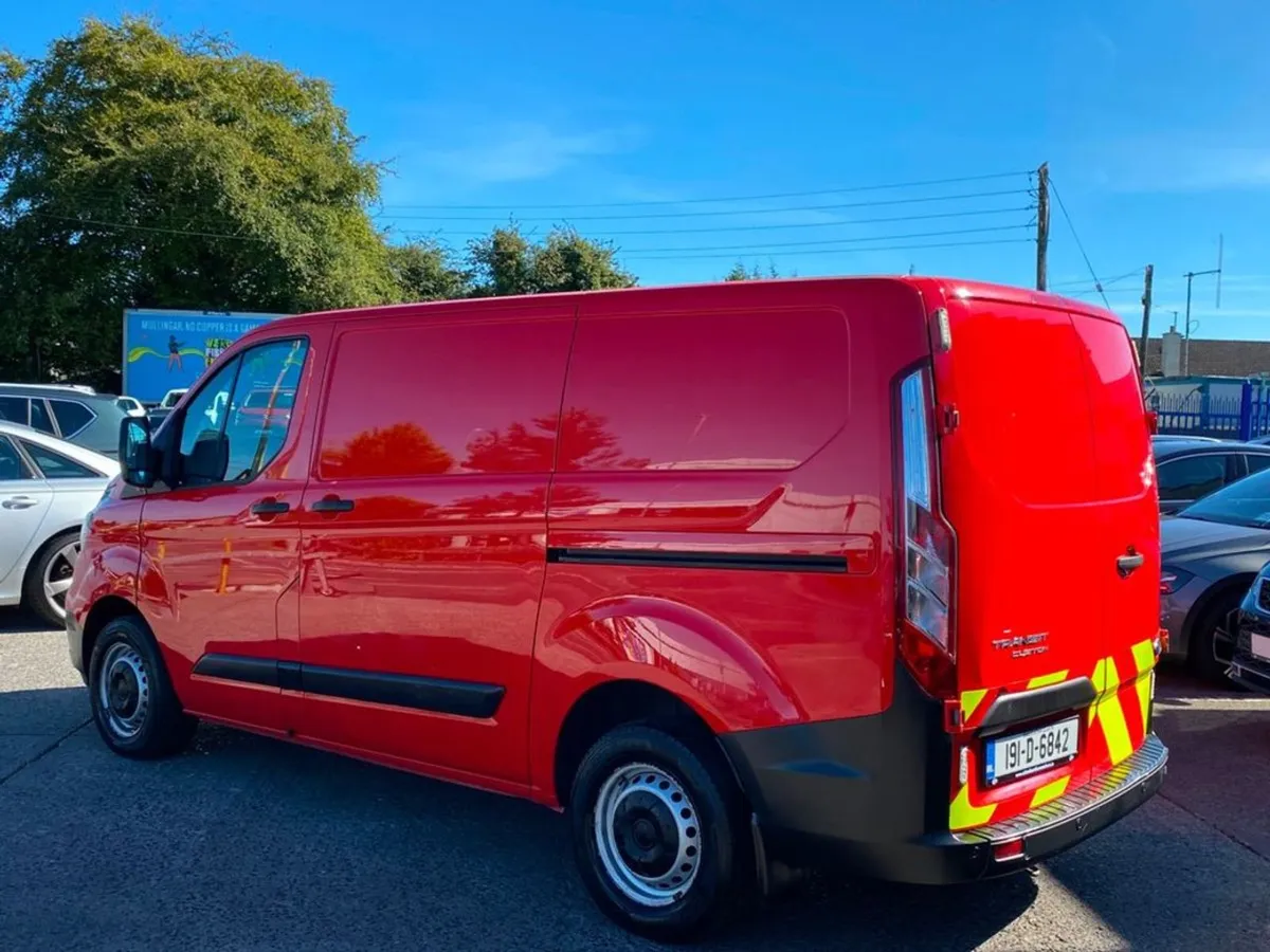 Ford Transit Custom 300S  price Includes Vat - Image 4