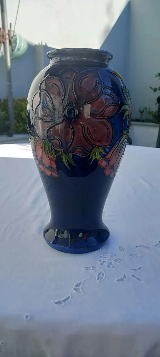 Beautiful Moorcroft Vintage Antique Vase - signed - Image 2