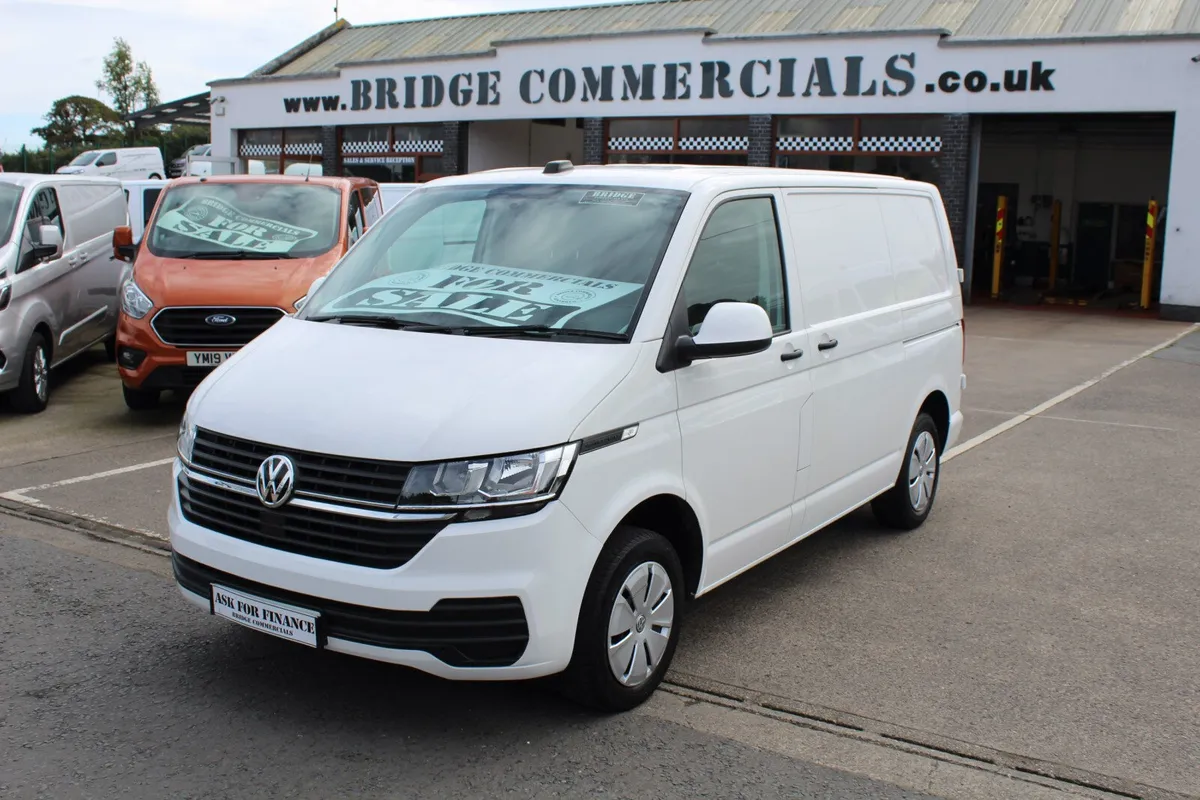 2022 Volkswagen Transporter T30 SWB - Image 1