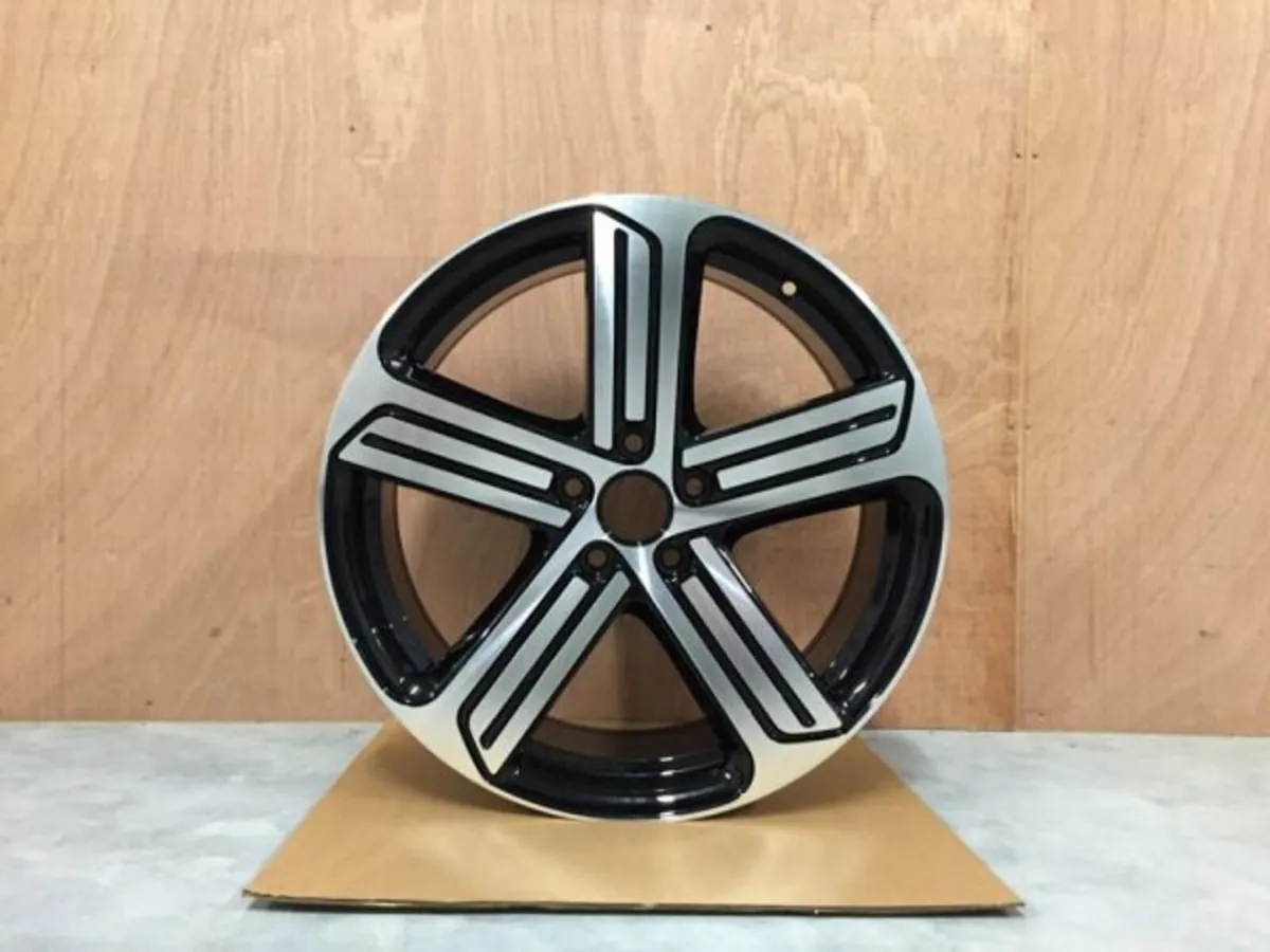 18 19″ Inch VW Golf R Cadiz Style Alloys 5x112 A3 - Image 2