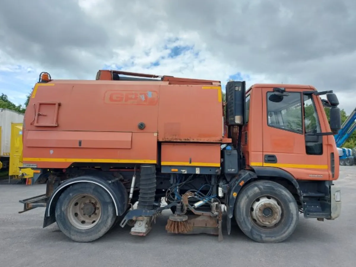 2011 Iveco 150e22 K Sweeper E5 For Auction for sale in Co. Dublin for €