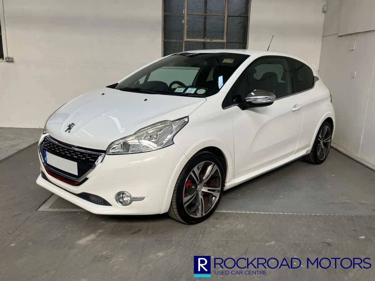 Peugeot 208 GTI 1.6, 2013 - Image 2