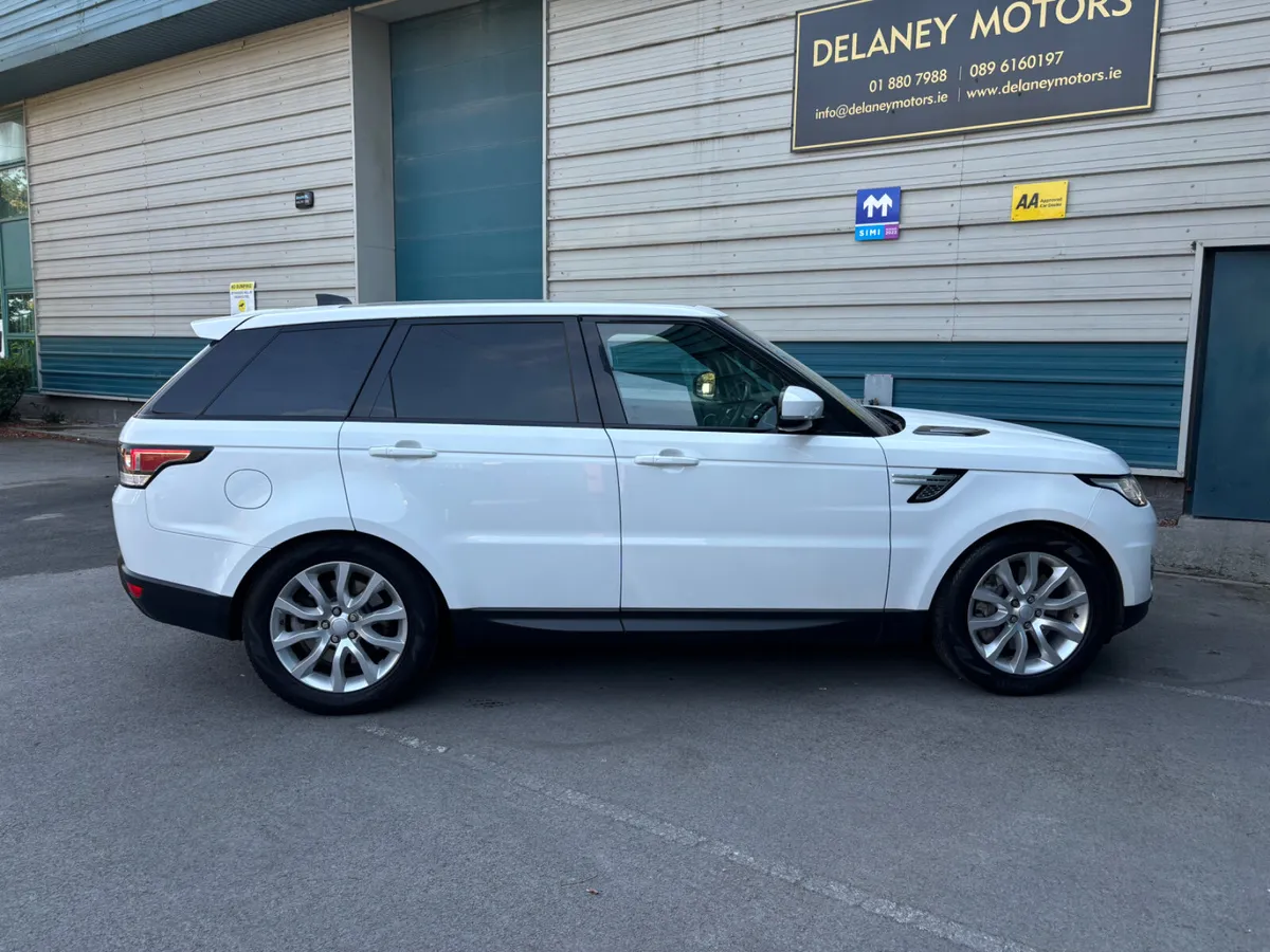 181 Range Rover Sport N1 2 Seat Commercial - Image 4