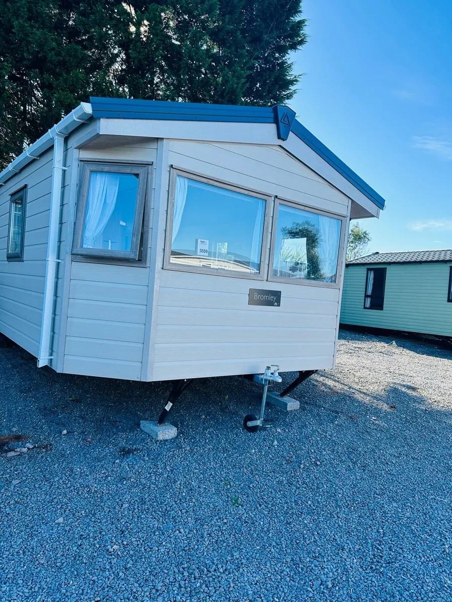 Bromley 38-13  At TPS caravan sales exit 20 - Image 1