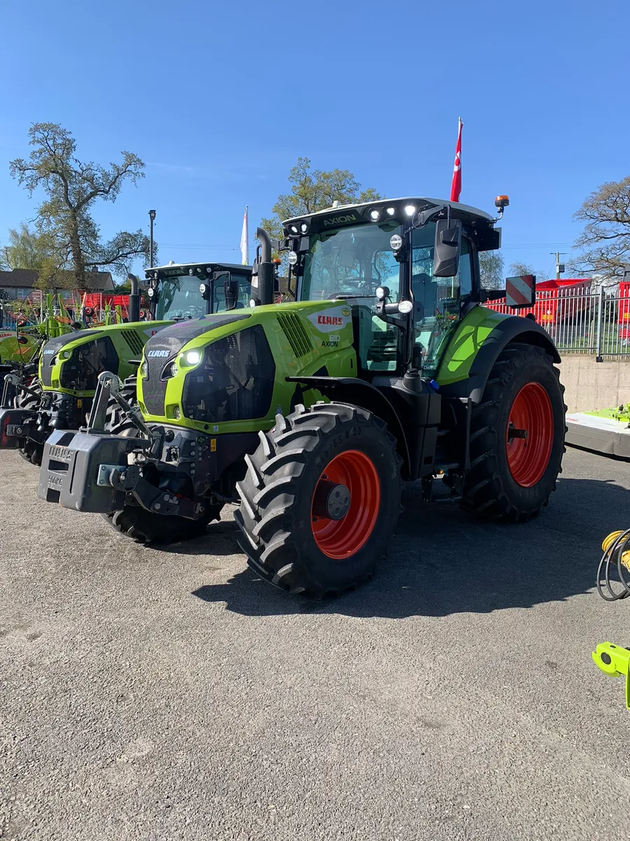 Claas Axion 810 CMATIC - Image 2