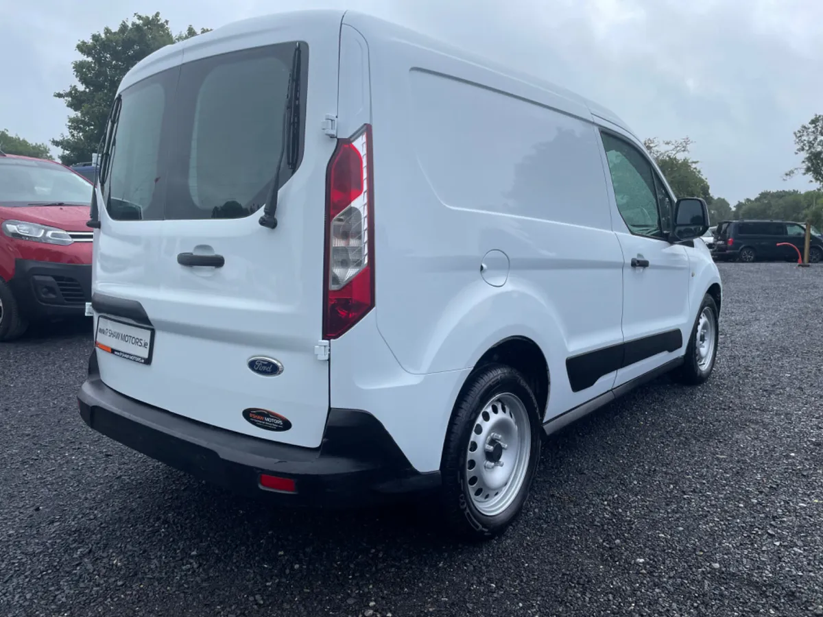 Ford Transit Connect - Image 4