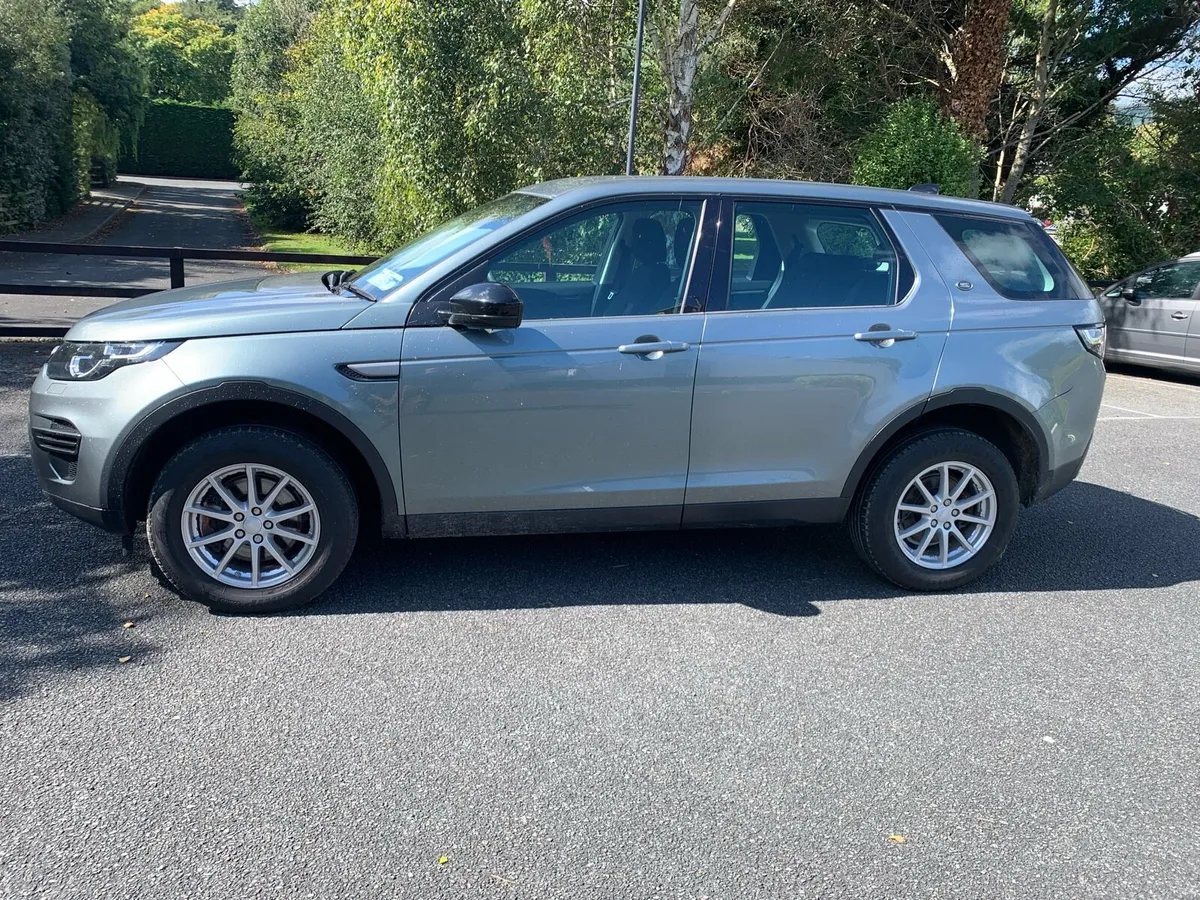 2017 Landrover Discovery Sport 7 Seat 4x4 - Image 2