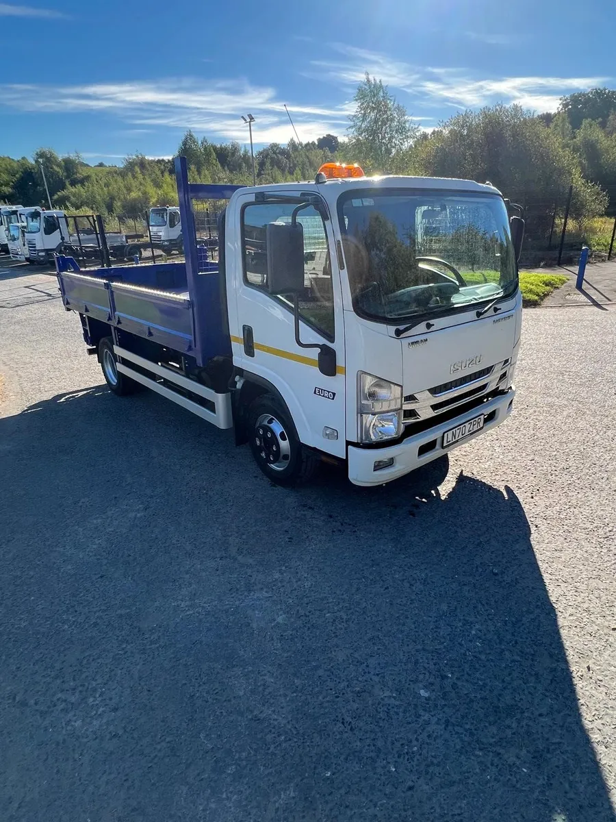 7.5 TON ISUZU TIPPER - Image 1