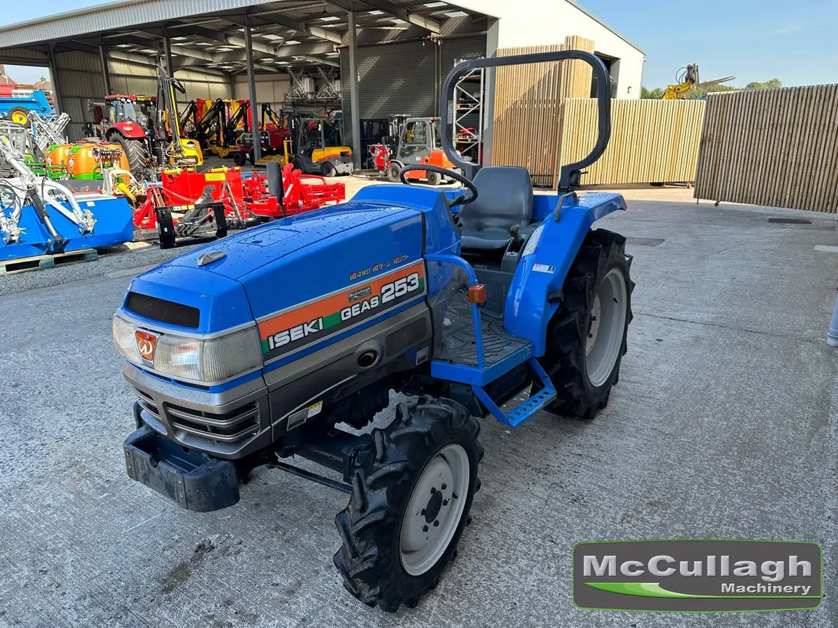 Used Iseki 253 25hp 4wd Compact Tractor - Image 2