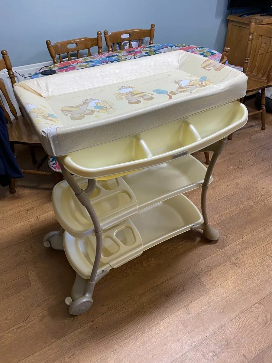 Mamas and Papas Baby changing and bathing unit - Image 1