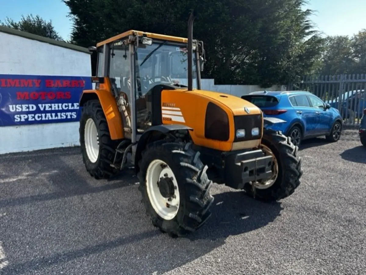 RENAULT 335X - Image 1