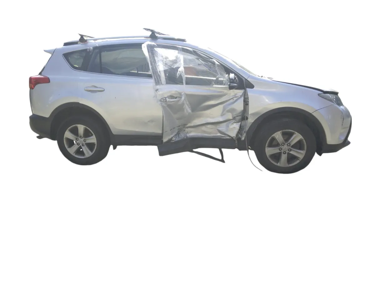 2014 TOYOTA RAV4 For Breaking/Dismantling - Image 2