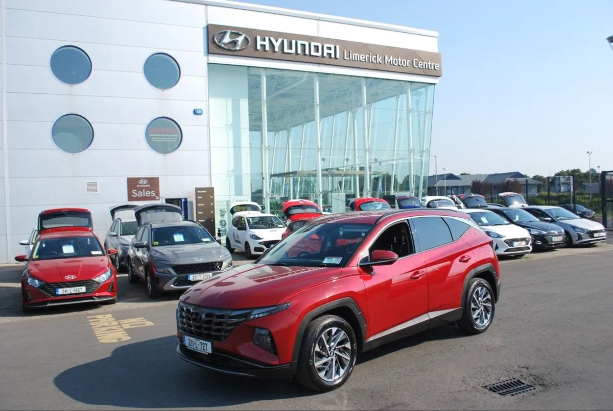 Hyundai Tucson 2WD Executive Plus - Image 1