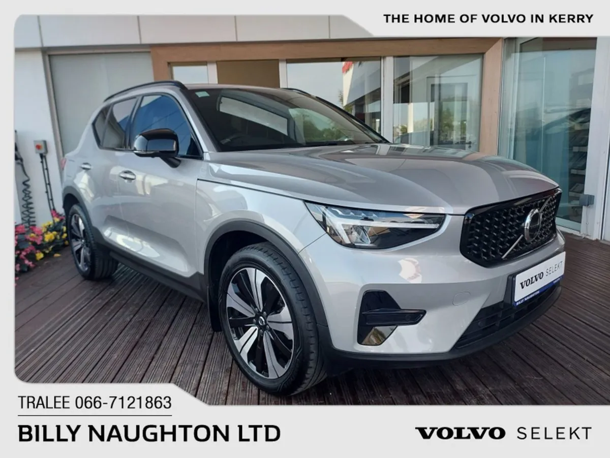 Volvo XC40 Phev T4 Plus Dark 5DR Auto - Image 1