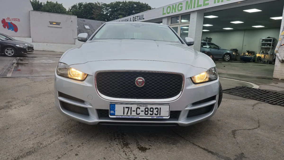 Jaguar XE 2017 automatic AA APPROVED - Image 4