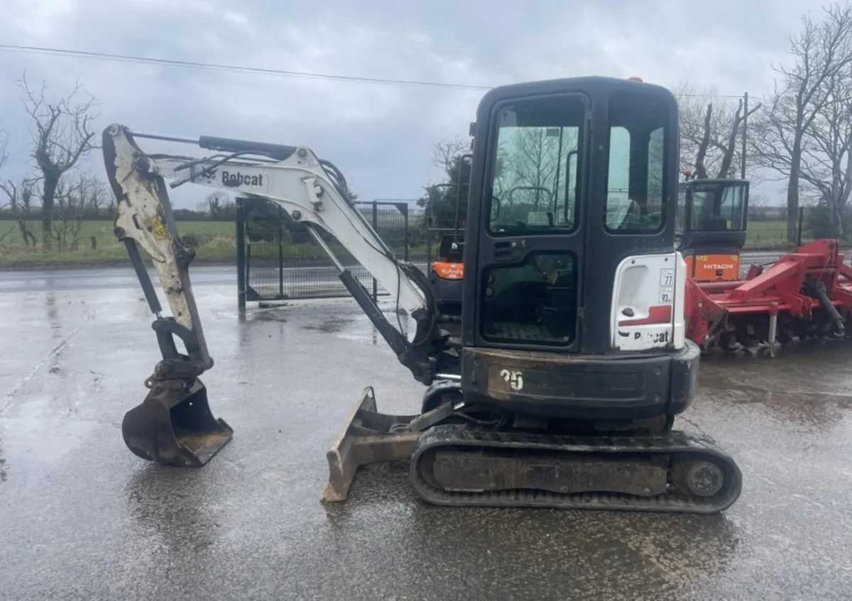 Bobcat E25 Digger / Excavator - Image 1